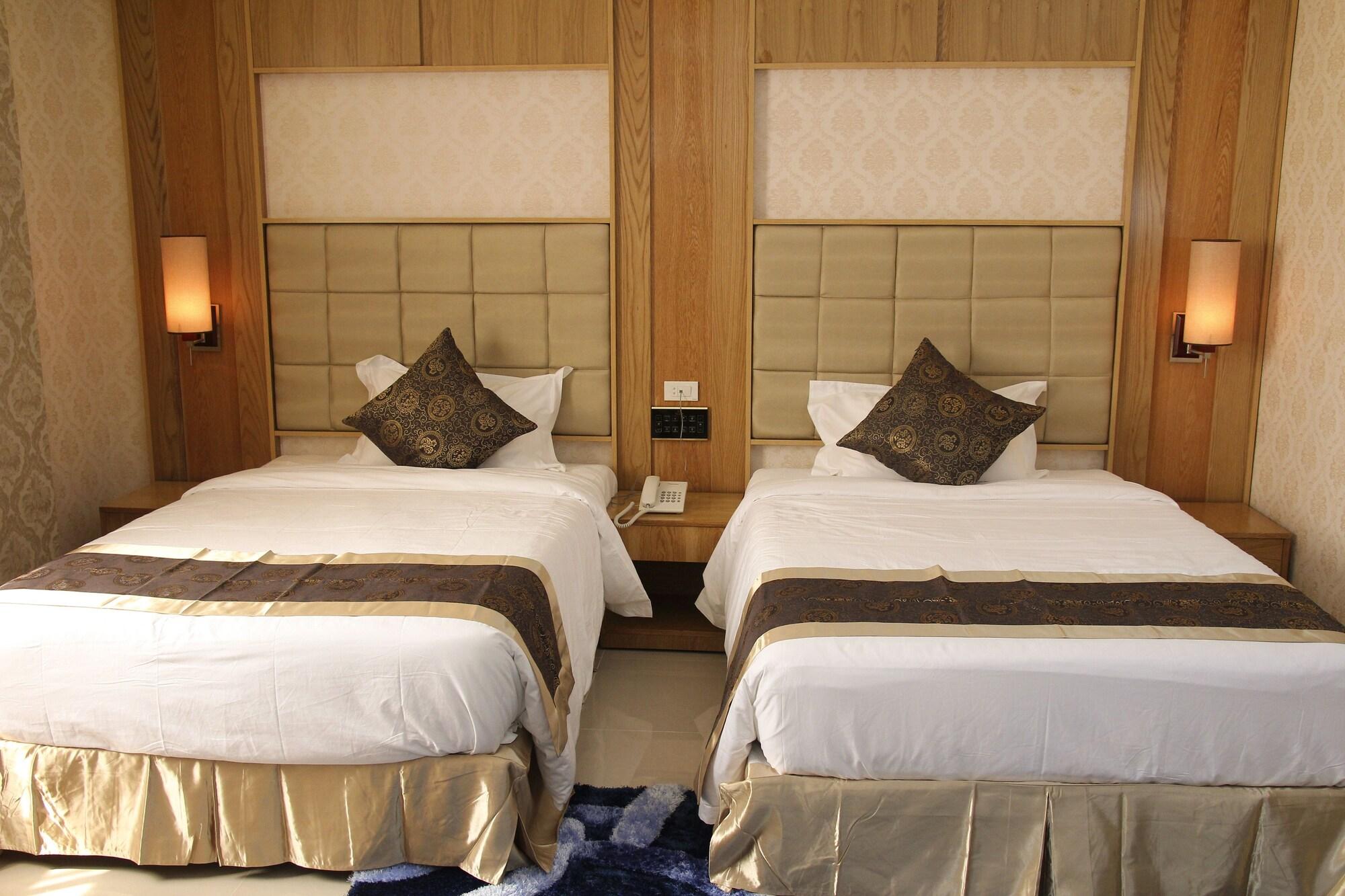 West Hotel Can Tho Bagian luar foto