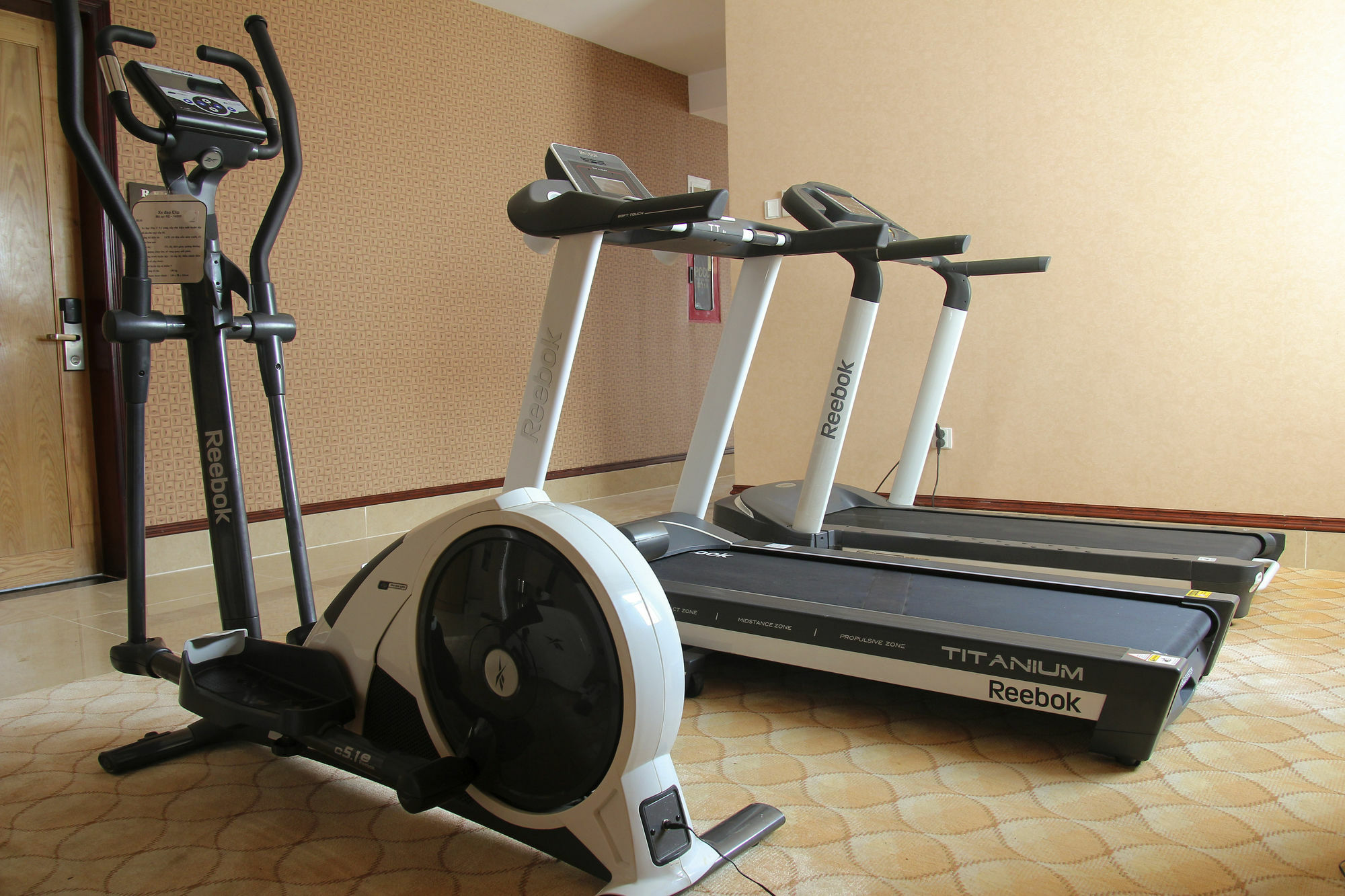 West Hotel Can Tho Bagian luar foto